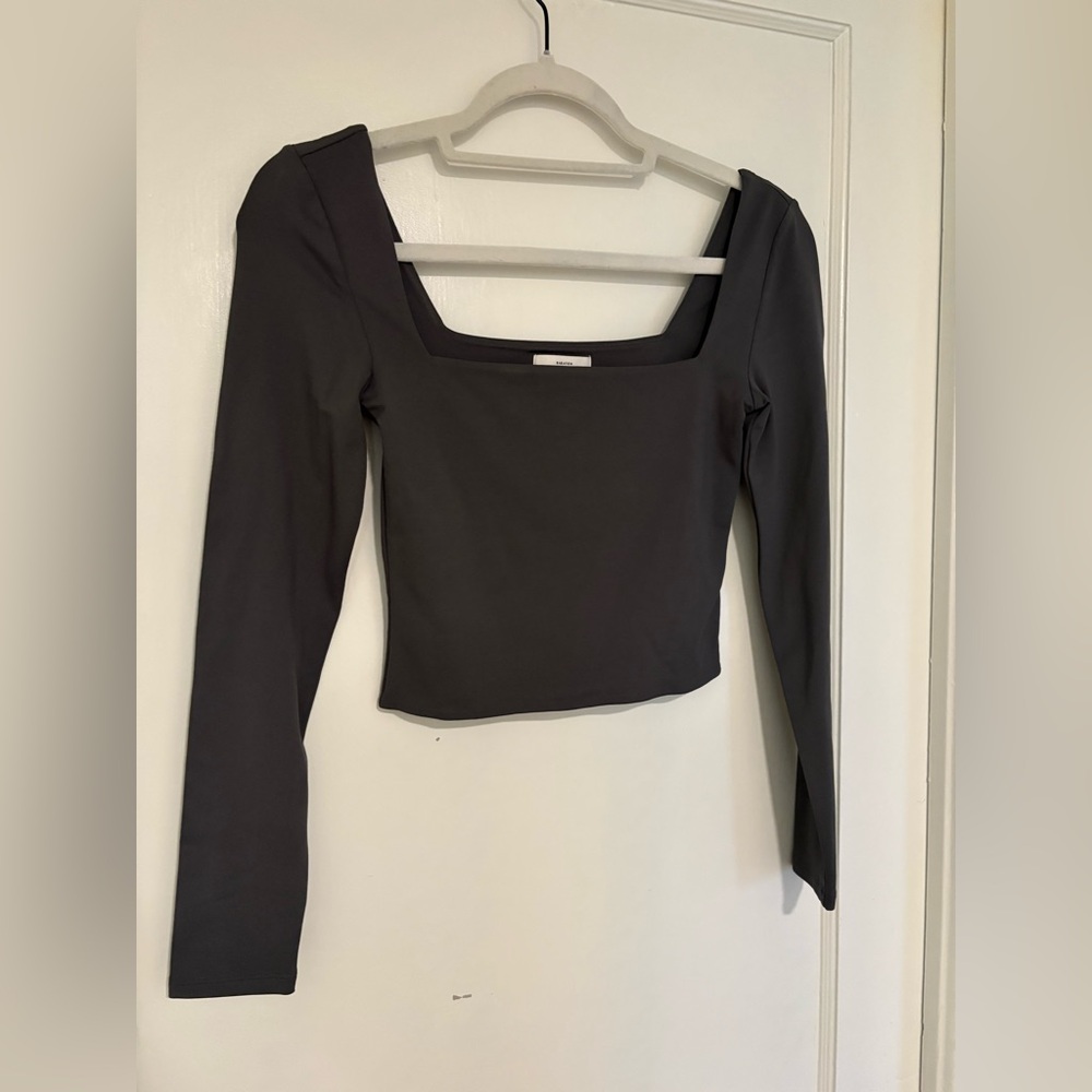 Aritzia Babaton Grey Contour Squareneck Longsleeve